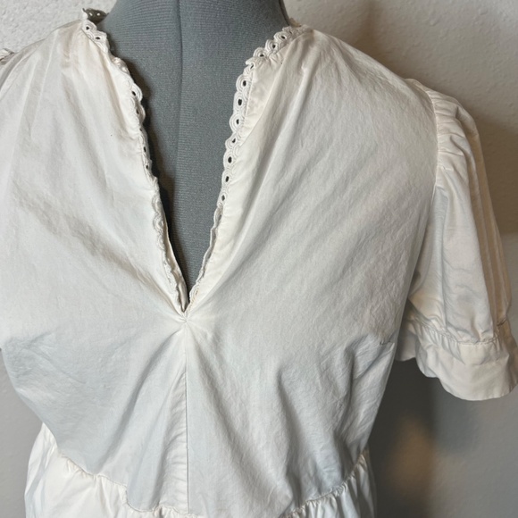 White Tiered Factory Dress With Popped Sleeves And Lace Collar Small - Picture - Picture 3 of 5